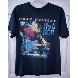 Brad Paisley H2O World Tour Sz M T-Shirt Concert 2010 Guitar Country Music